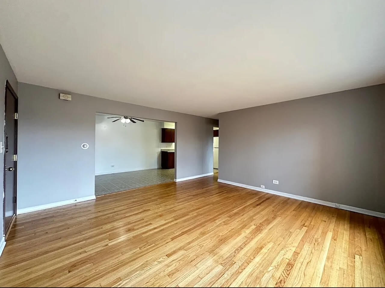 Building Photo - 440 W Stevens Dr