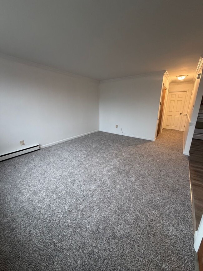 Building Photo - 534 Maryland Ave