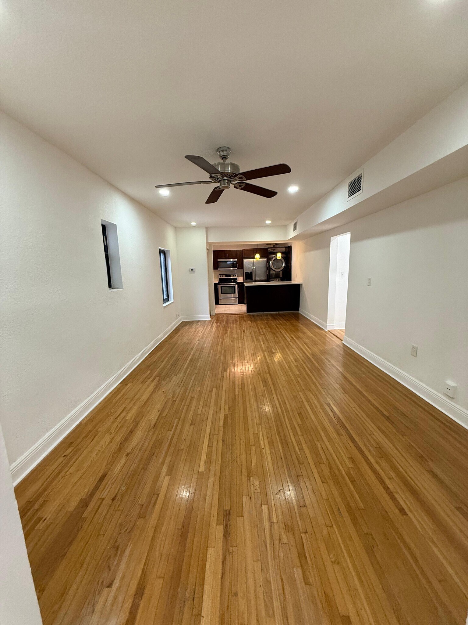 Building Photo - 3669 NW 18th St