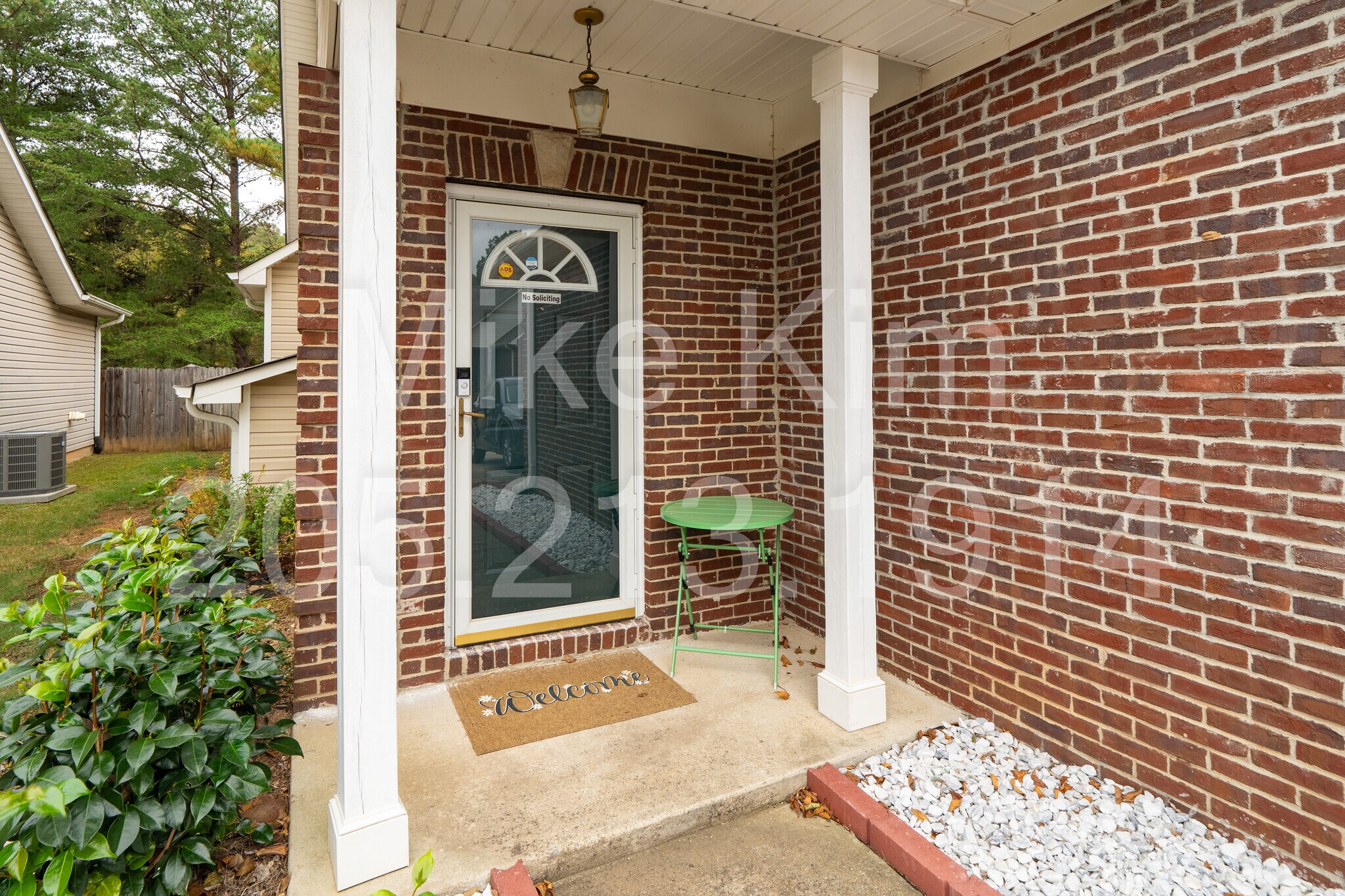 Building Photo - 5290 Cottage Ln