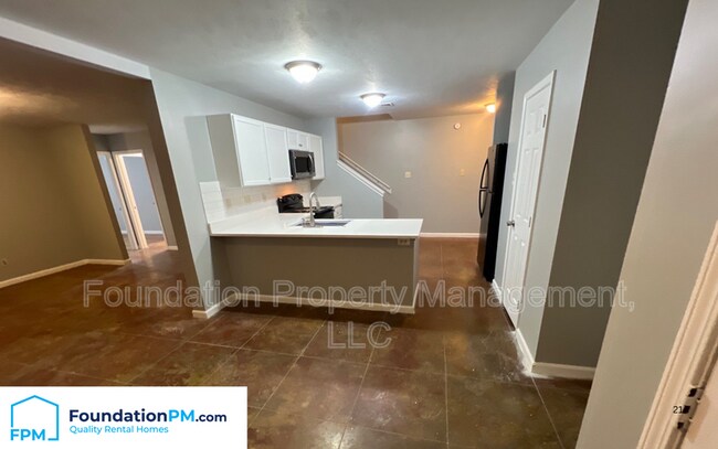 Building Photo - 91 Brighton Village Loop