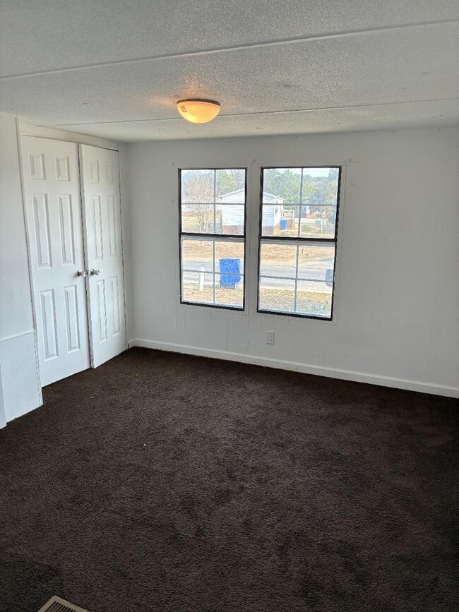 Building Photo - 2328 Sandy Ridge Dr