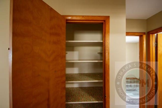 Building Photo - 3 Bed Home | 67th & Blondo