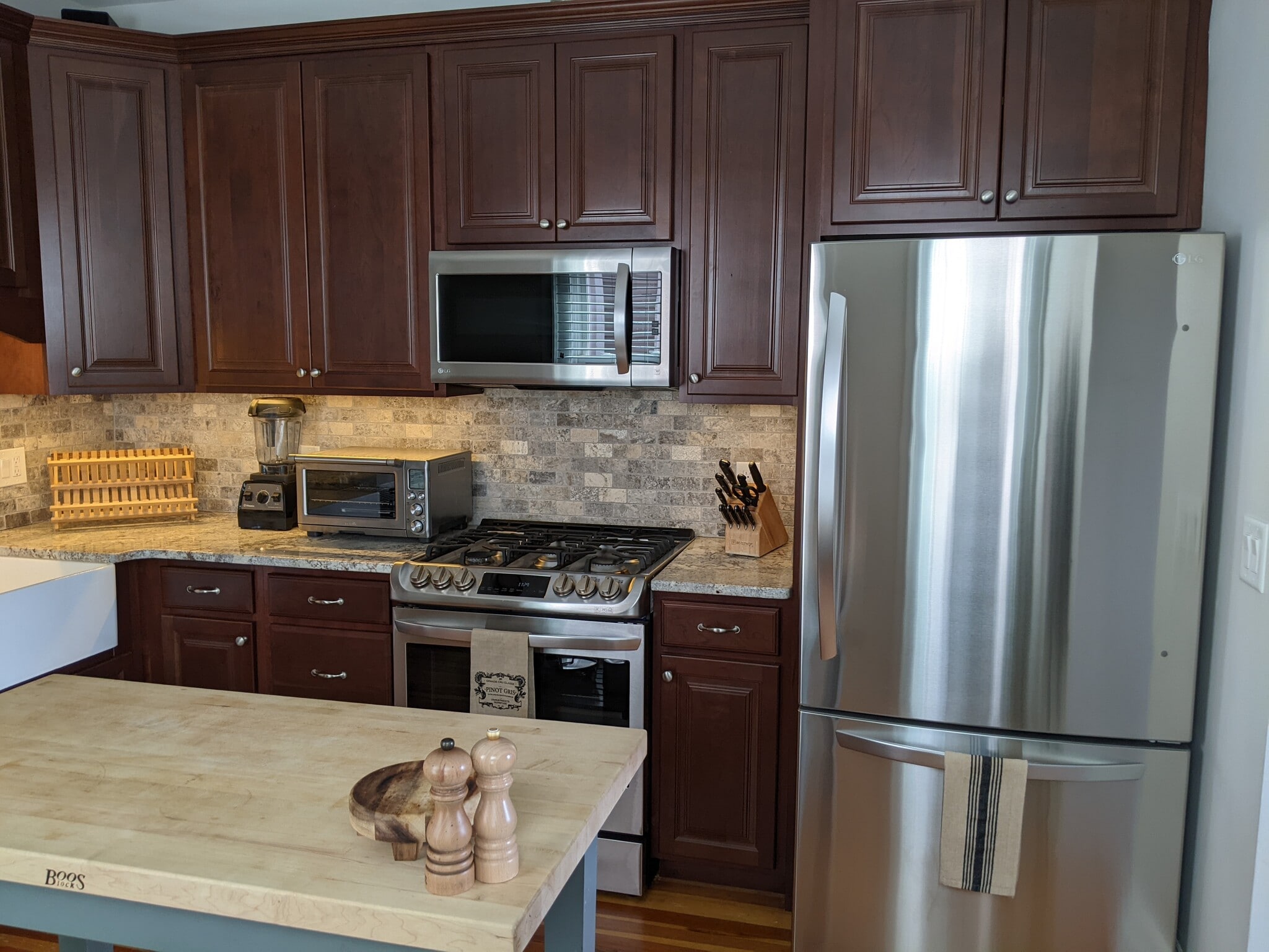 Building Photo - 522 2nd Ave