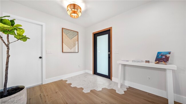Building Photo - 4712 Mi Casa Ct