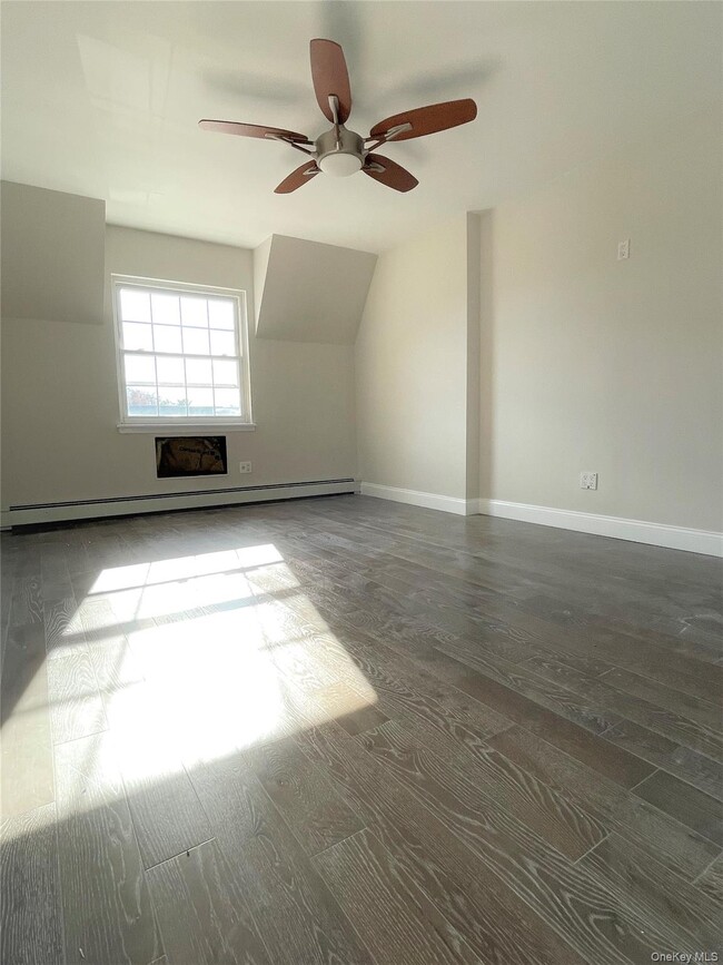 Building Photo - 205-30 Brian Crescent