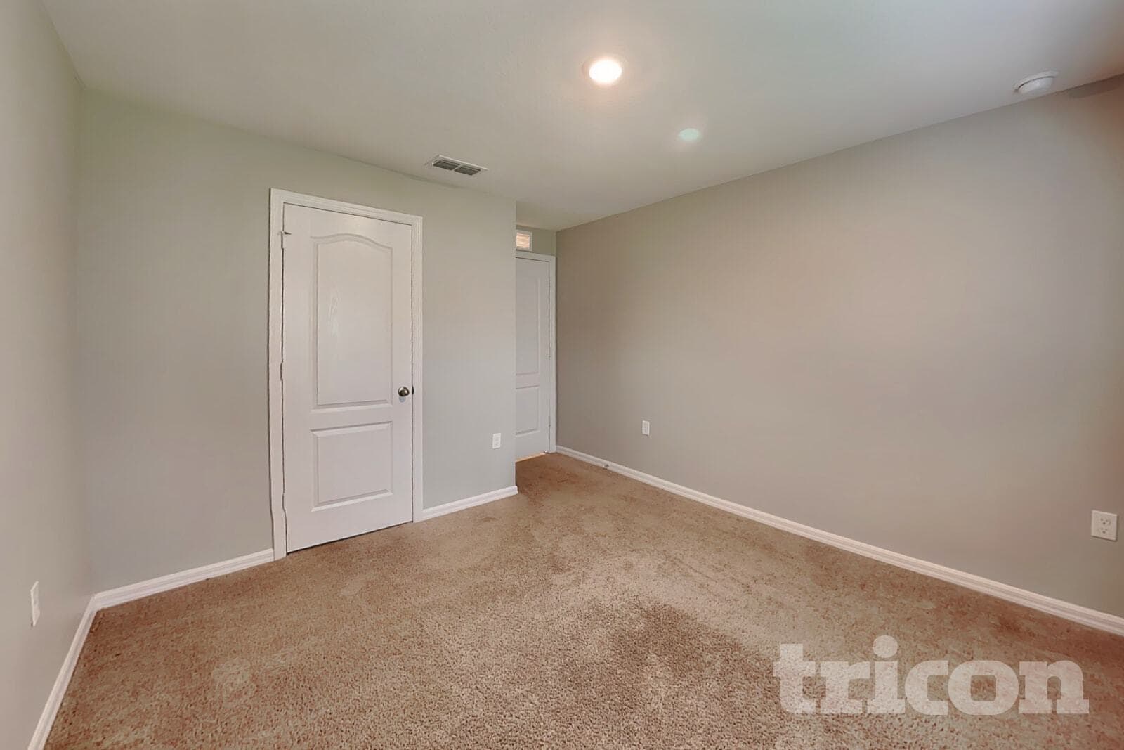 Building Photo - 57 Pilgrim Dr