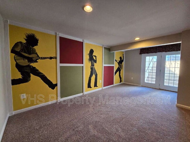 Building Photo - 2520 Post Oak Dr