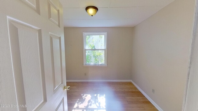 Building Photo - 420 Delaware Ave