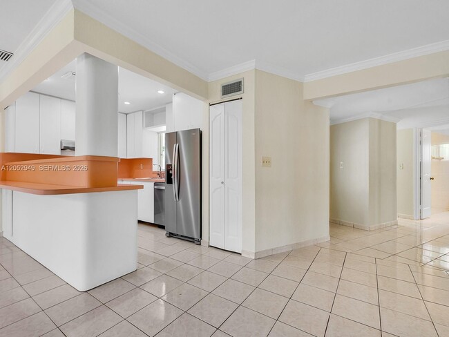 Building Photo - 1430 SW 102nd Ct