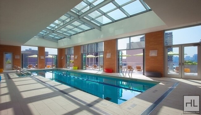 Building Photo - SPRUCE STREET