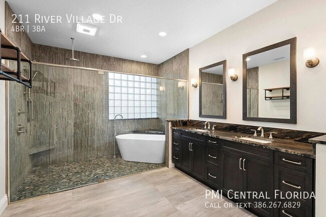 Building Photo - 211 River Village Dr