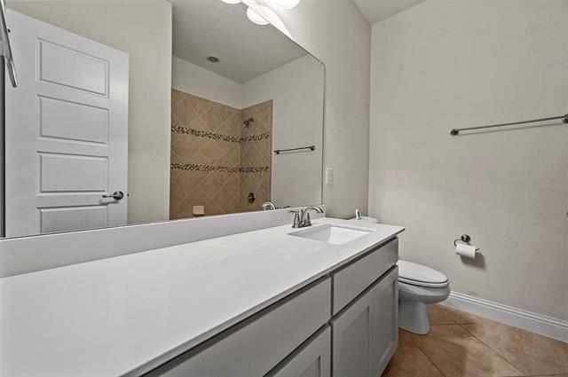 Building Photo - 3000 Crestwater Ridge