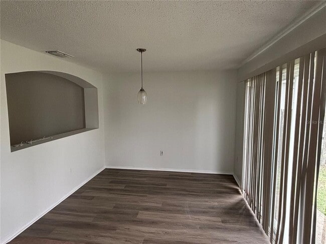 Building Photo - 1203 Carey Glen Cir