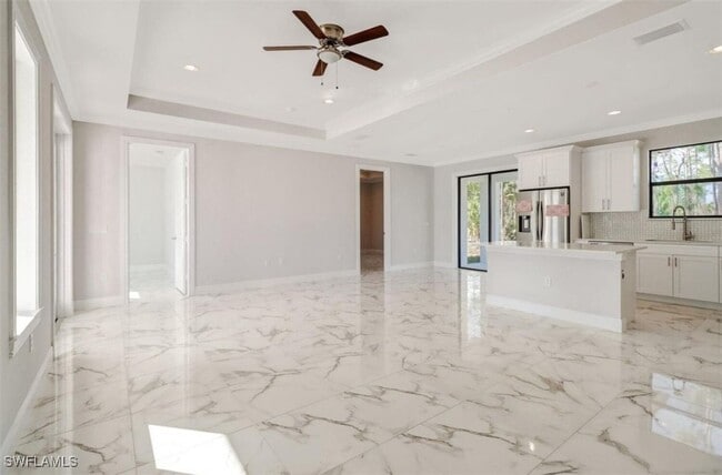 Building Photo - 2436 14th Ave NE