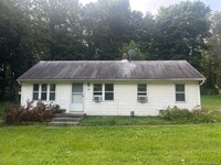 Building Photo - 706 Beekman Rd