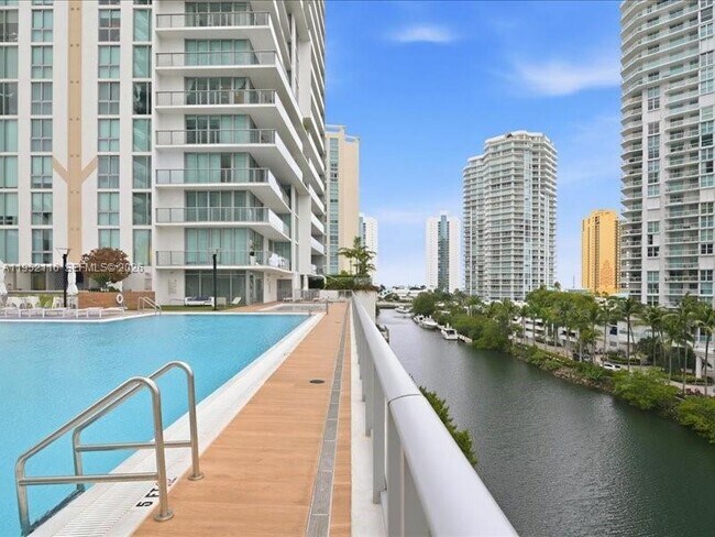 Building Photo - 330 Sunny Isles Blvd