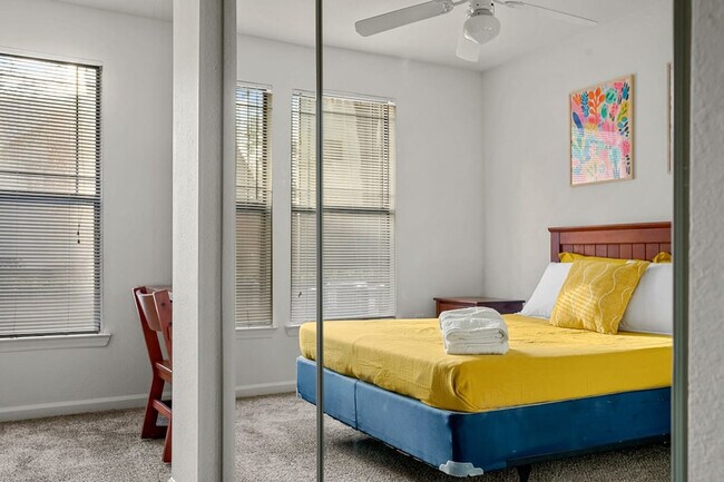 Building Photo - 2505 Livingston Ave