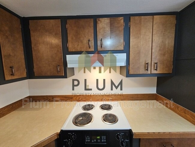 Building Photo - 200 Eddy Ave