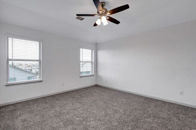 Building Photo - Beautifully Designed Townhome with Upscale Finishes