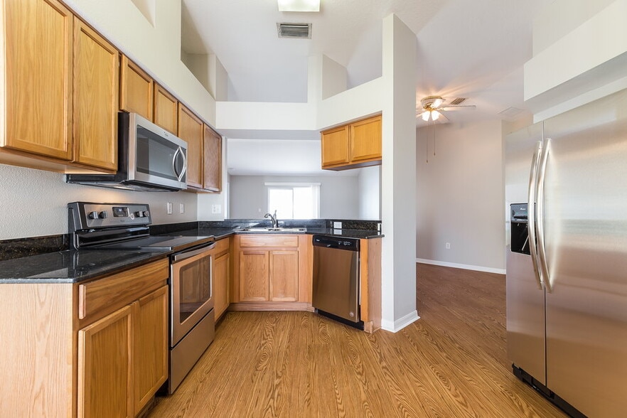 Building Photo - 12008 Butler Woods Cir