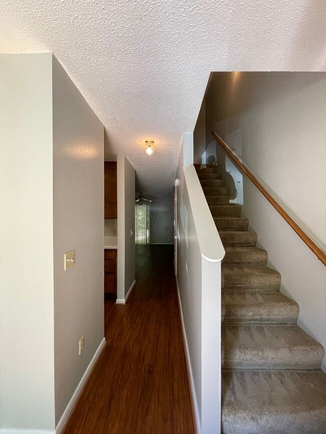 Building Photo - Rolling Acres Subdivision