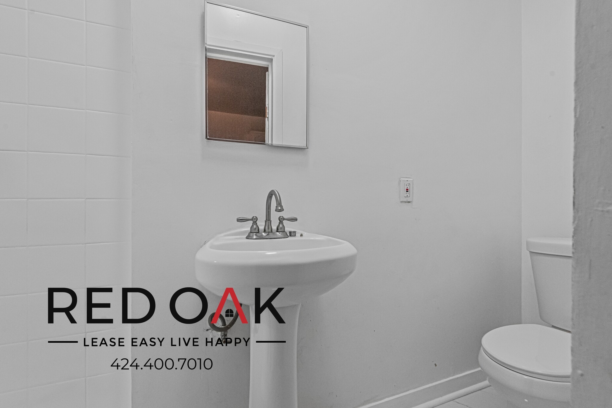 Building Photo - 854 S Oxford Ave