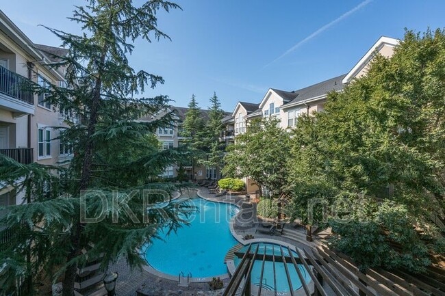Primary Photo - 1850 Cotillion Dr