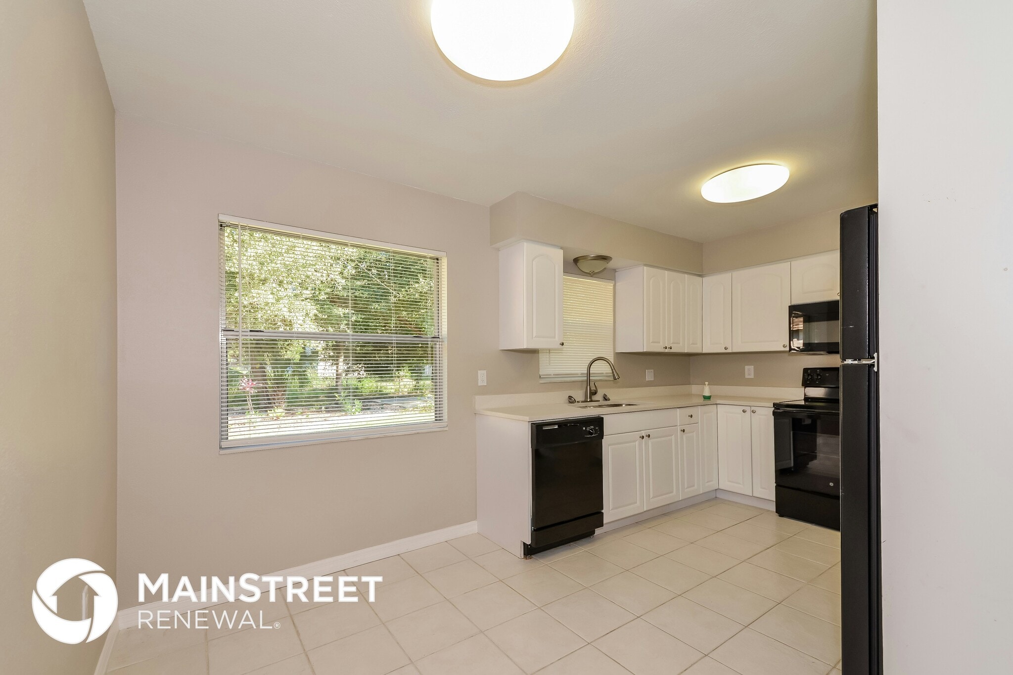 Building Photo - 2006 4th Ave W