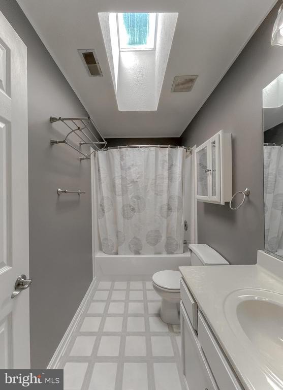 Building Photo - 21544 Willis Wharf Ct