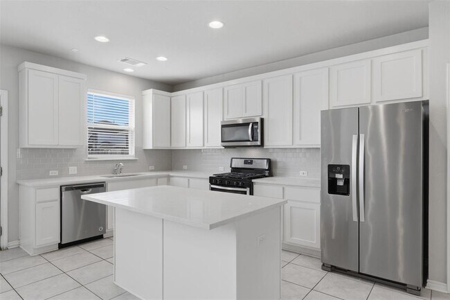Building Photo - 2129 Pecan Island Dr