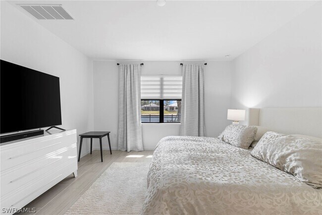 Building Photo - 1854 Amador Ct