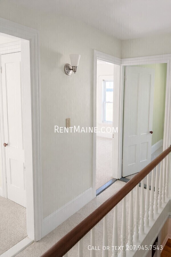 Building Photo - 92 Fling St