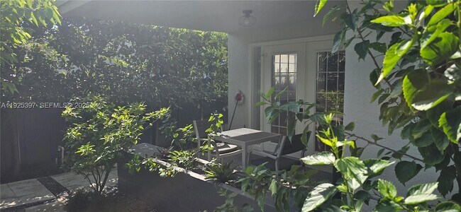 Building Photo - 20523 SW 92nd Pl