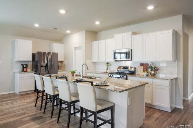 Building Photo - 482 Moonvine Way