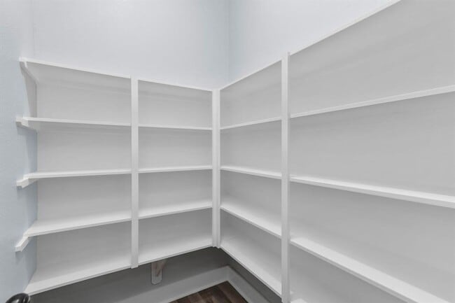 Building Photo - 1010 Junell St