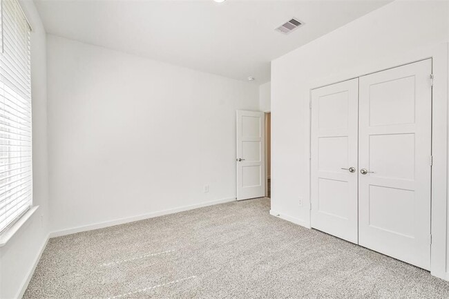 Building Photo - 14316 Yellow Hawthorn Ct