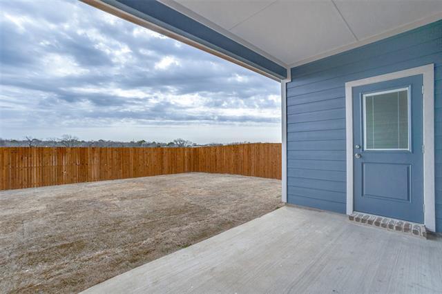 Building Photo - 2217 Redwing Dr