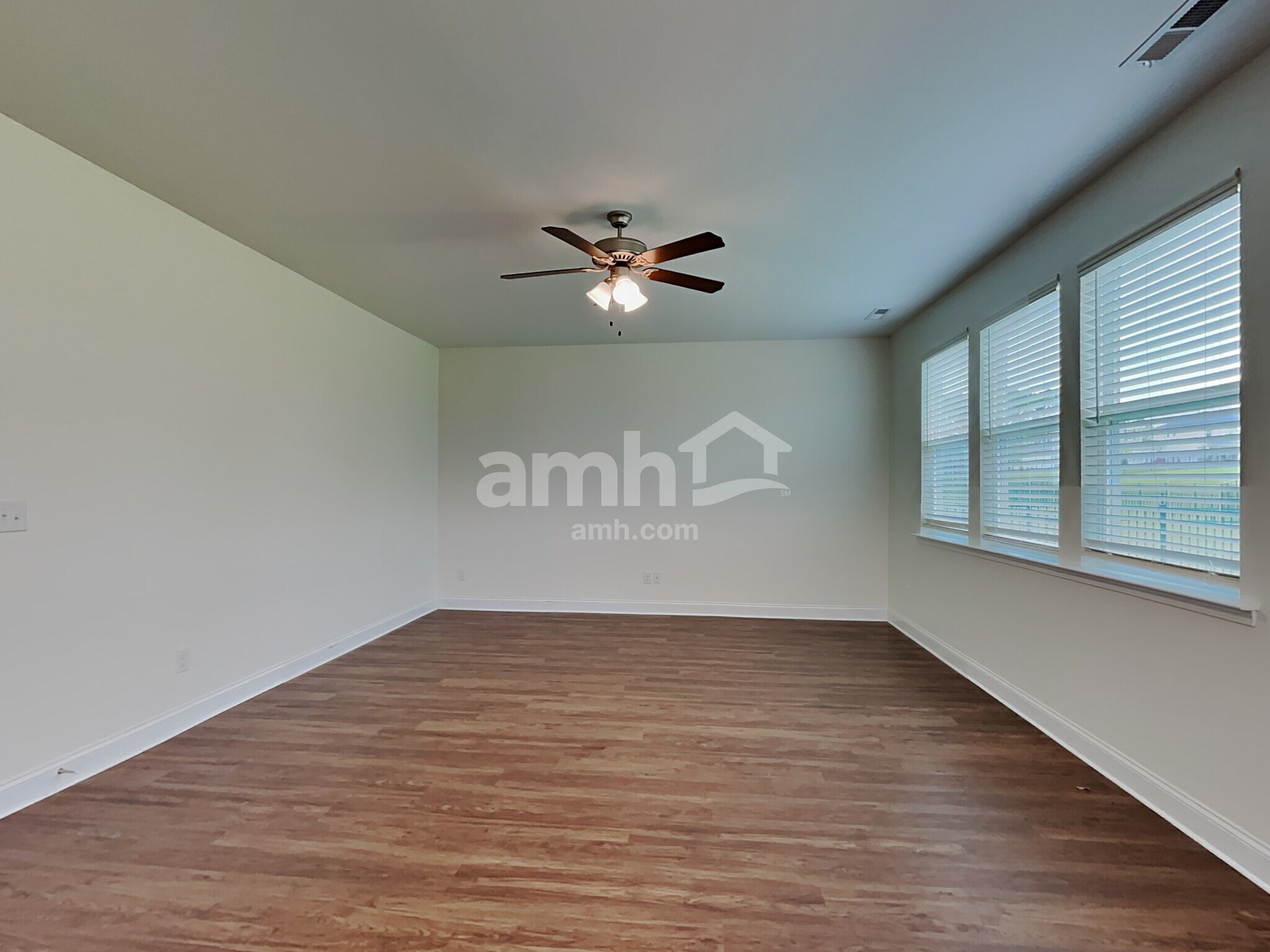 Building Photo - 154 Havenbrook Dr