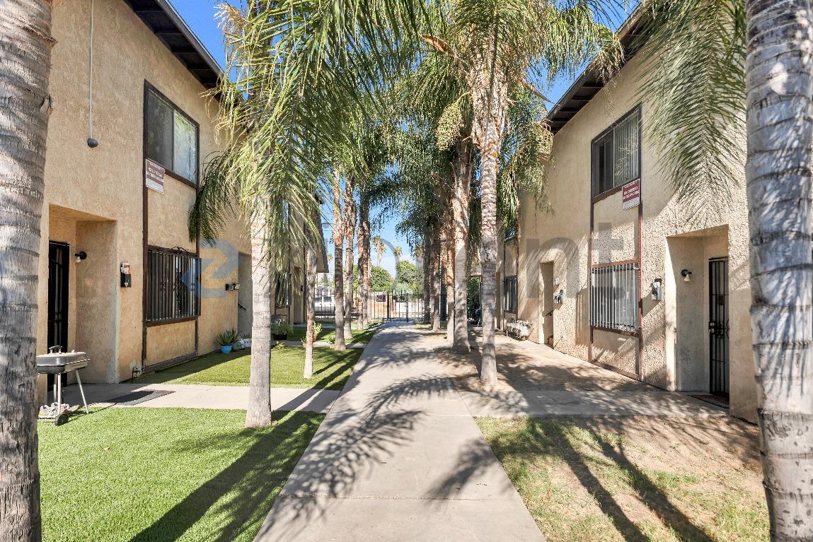 Building Photo - 1428 Sepulveda Ave