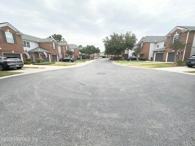 Building Photo - 3737 Windmaker Way