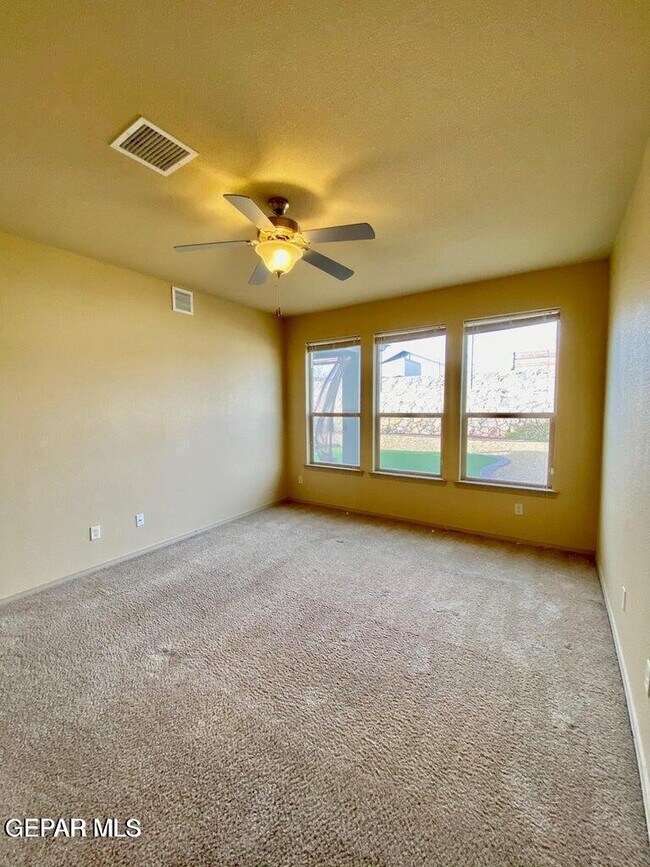 Building Photo - 14277 Desert Sky Dr