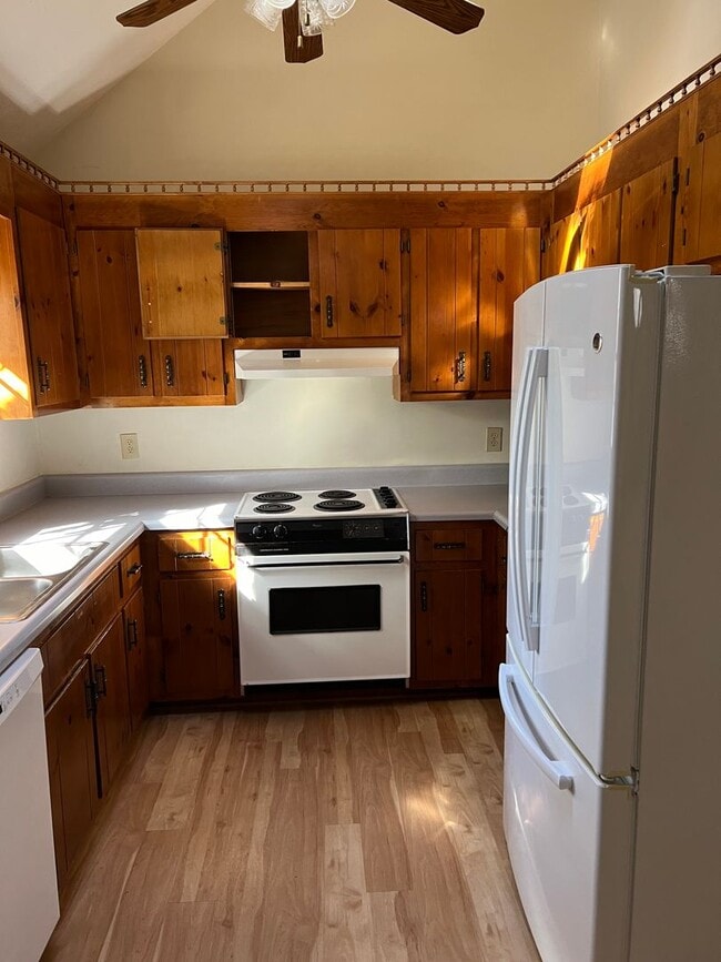 Building Photo - 6165 Stockade Dr