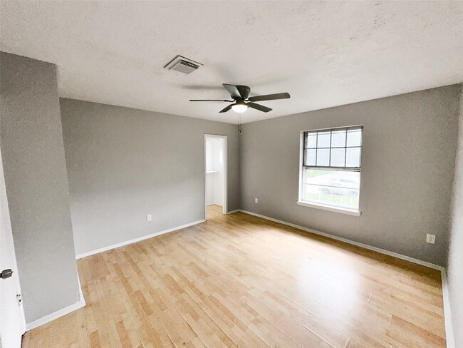 Building Photo - 15454 Chipman Ln.