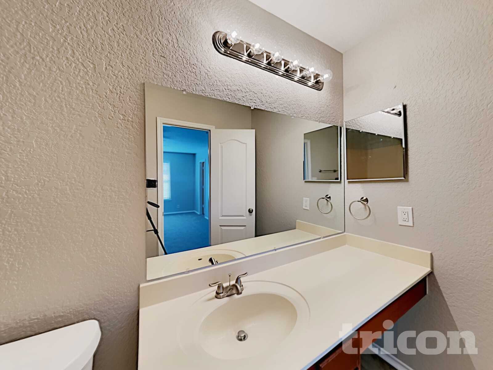 Building Photo - 8034 Cavern Hill