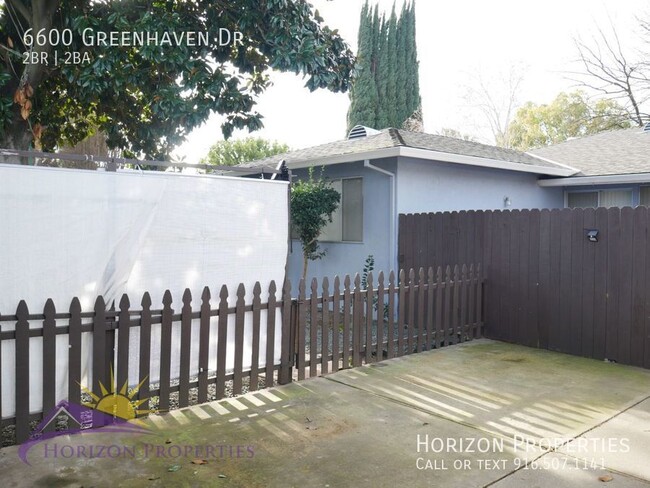 Building Photo - Cozy 2 Bed 2 Bath 1,864sqft Duplex in Gree...