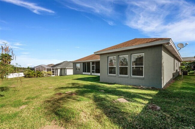 Building Photo - 6743 Hillis Dr