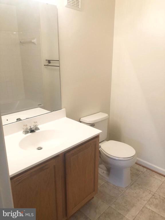 Building Photo - 7505 Calderon Ct
