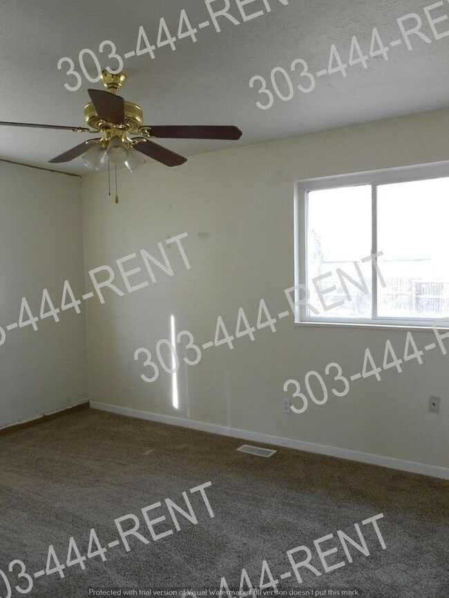 Building Photo - 3 Bedroom Ranch Home in Montbello