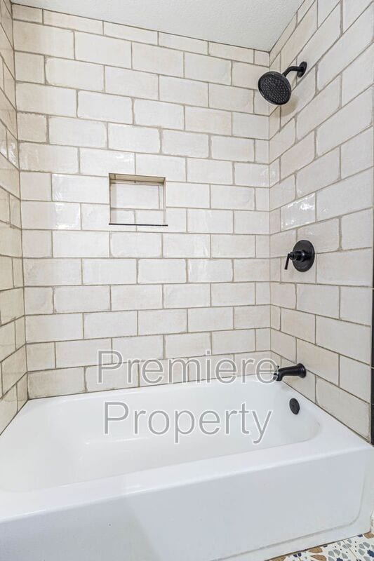 Building Photo - 7306 Elm Ave